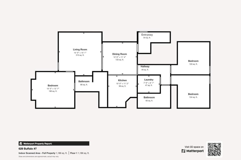 Check out the floor plan for the condo! (Dimensions and square footage are approximations.)