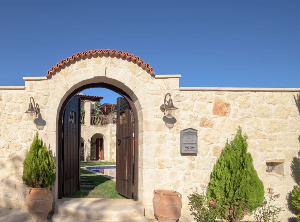 Chalky tones and classical elegance, all wrapped up within a magical entrance.