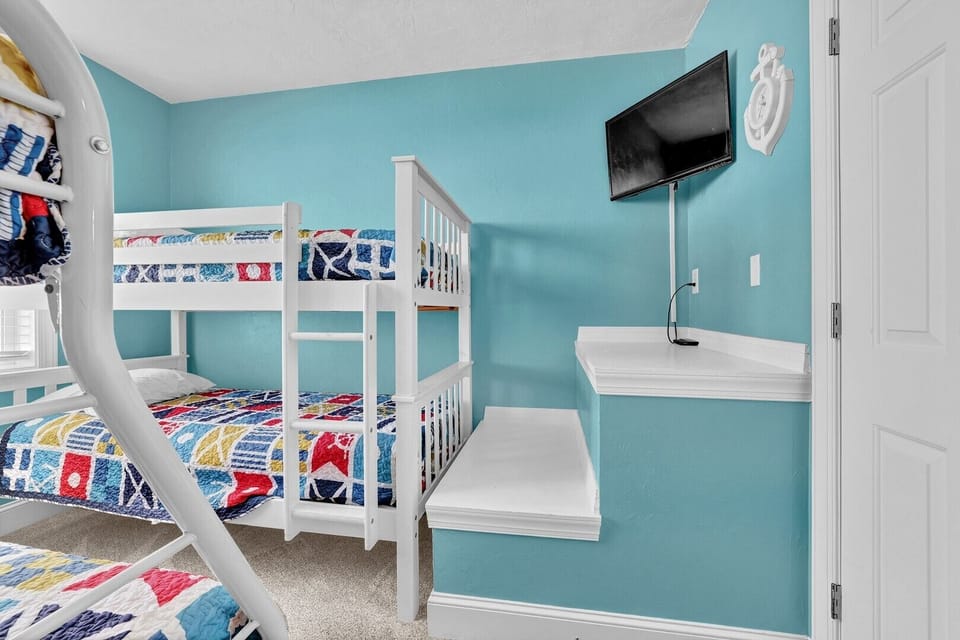 Bunk room