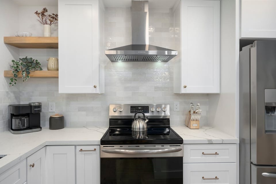 If you decide to cook, we have top off the line appliances. 
