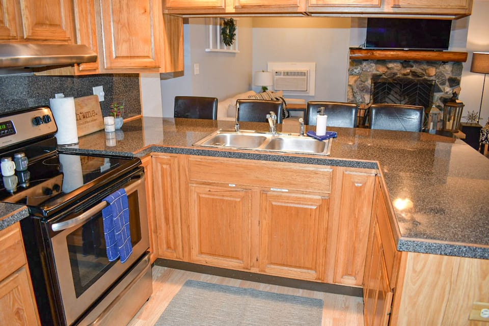 Open kitchen design looking into livingroom