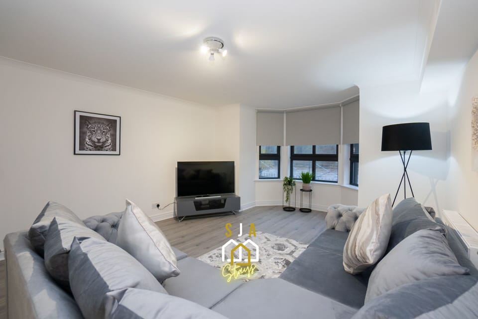 Living Room / Lounge