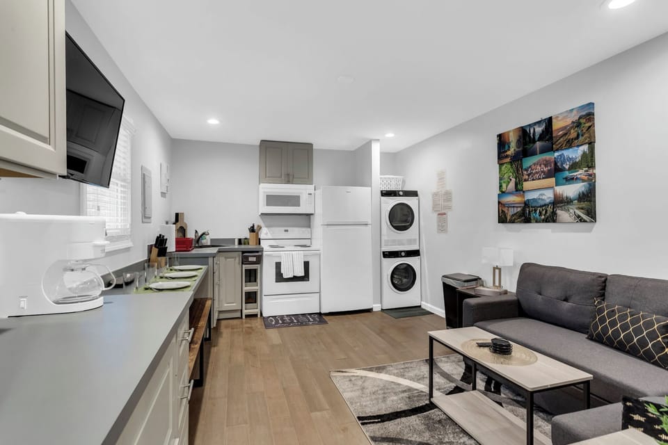 Open Kitchen / Living Room with TV, Dining & washer/dryer - Guest House