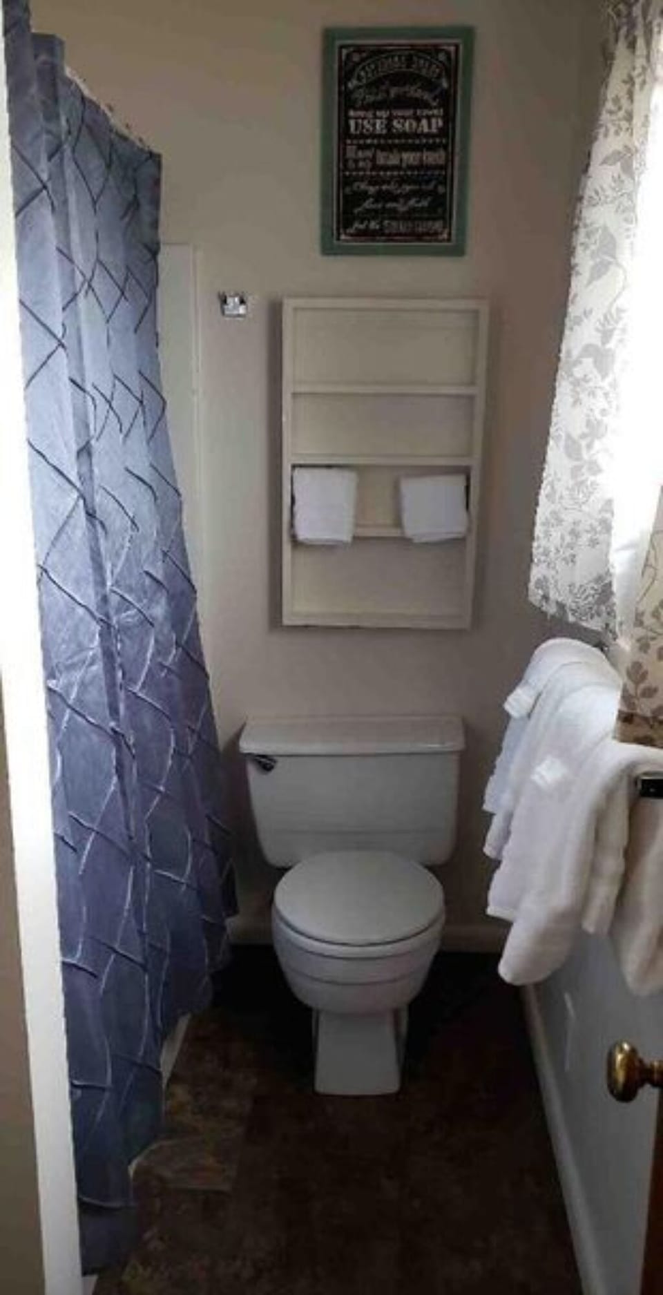 Full bathroom