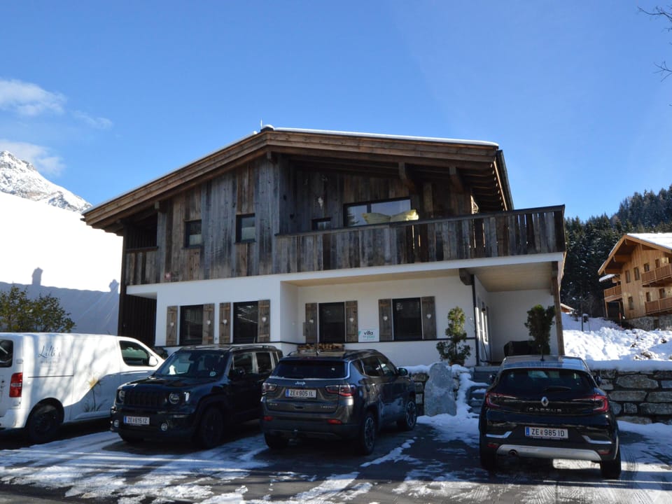 Holiday Home Exterior [winter]