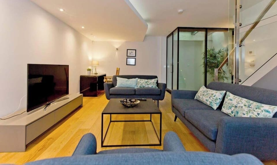 Modern Living Hall Haven