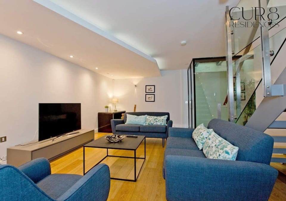 Modern Living Hall Haven