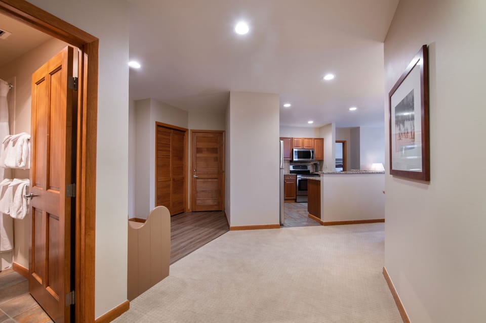 Flooring, Floor, Indoors, Microwave, Hardwood