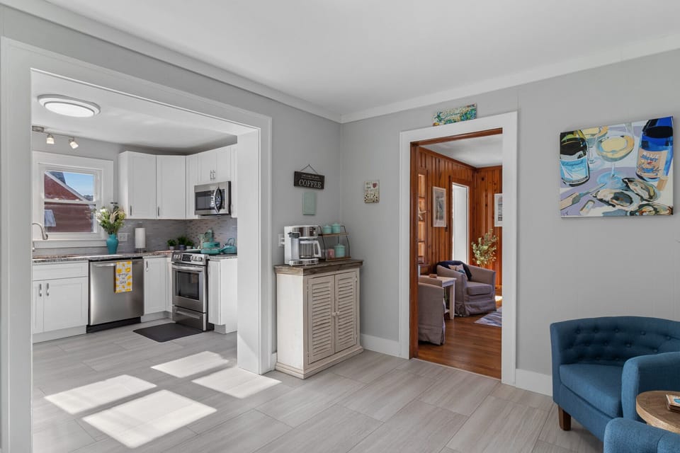 Open kitchen and sitting room