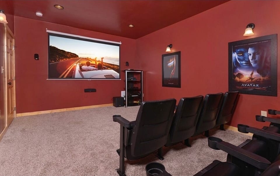 Trade in those iPads with this movie theater room complete with surround sound
