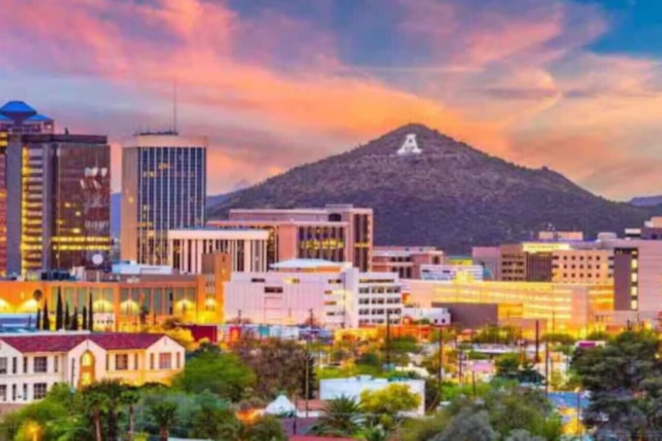Only an 8-minute car ride to downtown Tucson and Congress St.