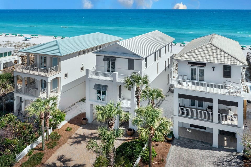 Aqua Sound Exterior