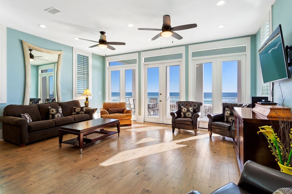 Aqua Sound Living Room