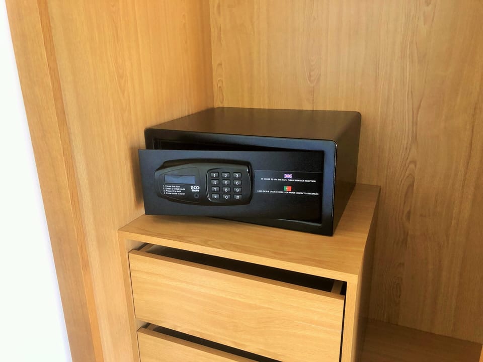 Safe in wardrobe (free to use)