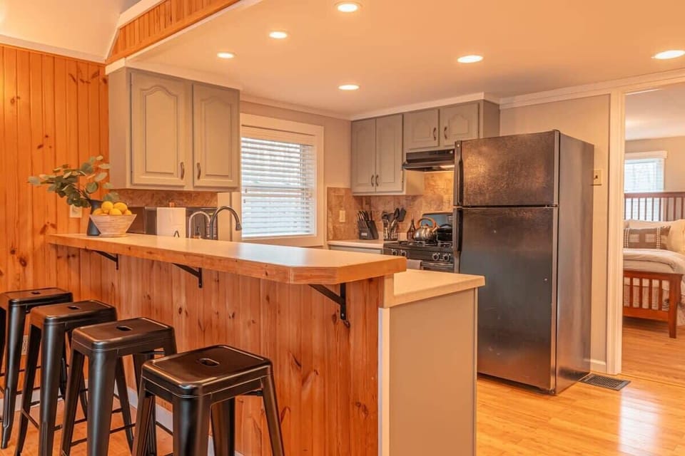 Let us spoil you for both luxury and comfort. Whether you're preparing a feast or enjoying a drink, this space has everything you need for a perfect getaway!