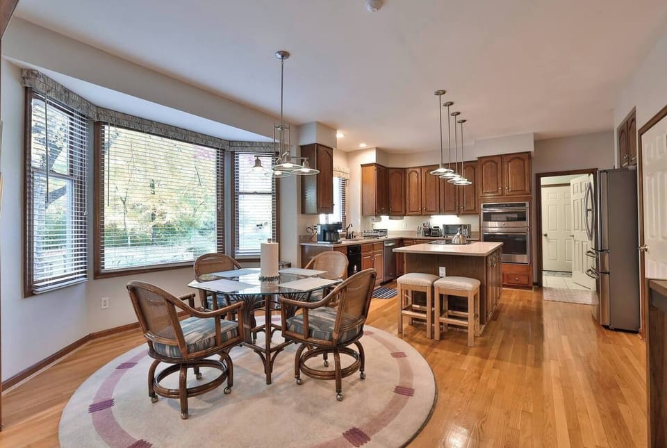 [Breakfast Nook] Take your breakfast‘s preparation to a whole other level.