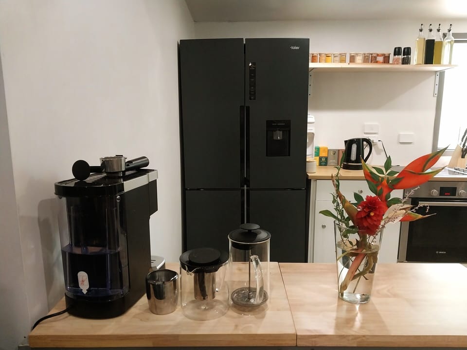 coffee machine, plunger and tea pot 