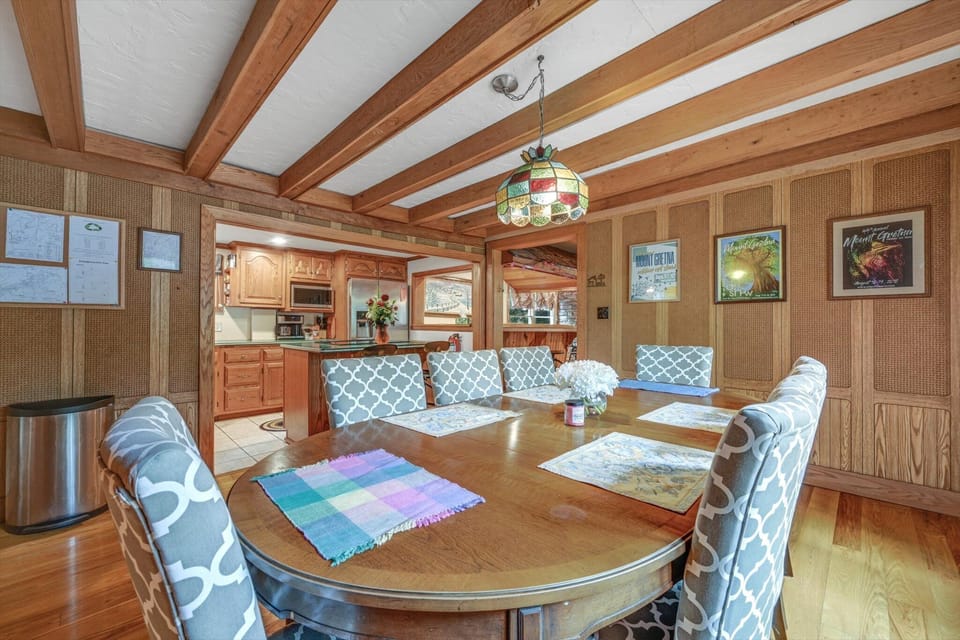 13-Dining Room