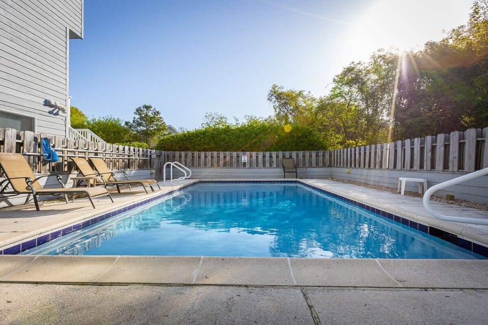 Private Pool
