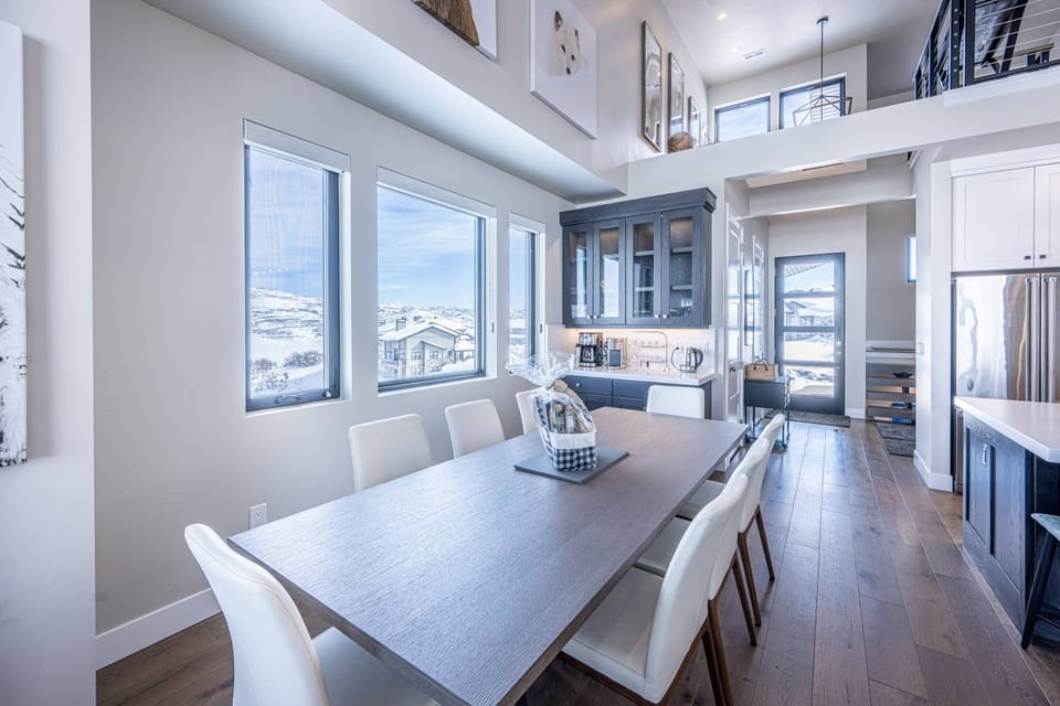 Formal dining area with a beautiful dining table and comfortable seating for up to 8 guests.