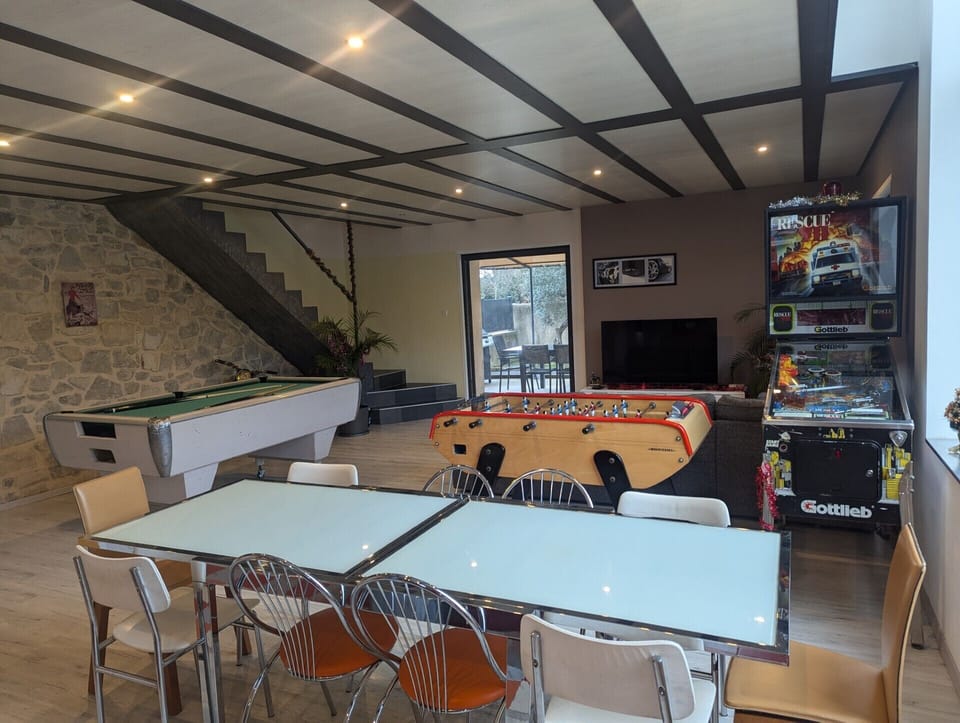 Game room