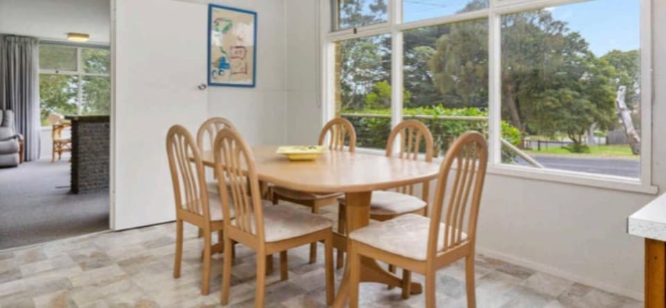 Extendable Dining Table