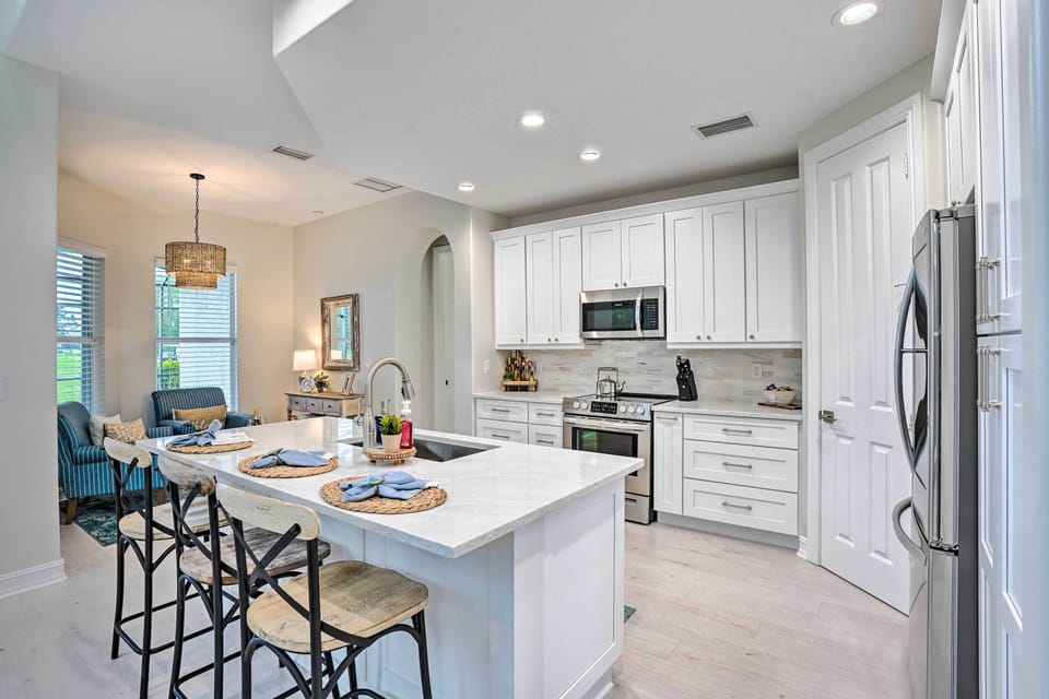 Kitchen | Cooking Basics | Spices | Crockpot | Toaster | Blender