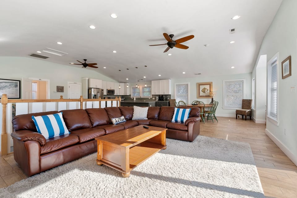 M840: Salty Sunsets | Top Level Living Area