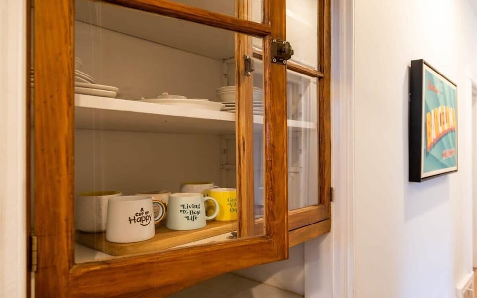 Storage for all the coffee cups and dishes