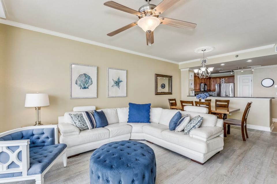 Beauty on the Beach - Living Room