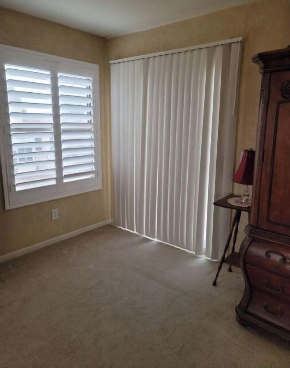 master door to balcony