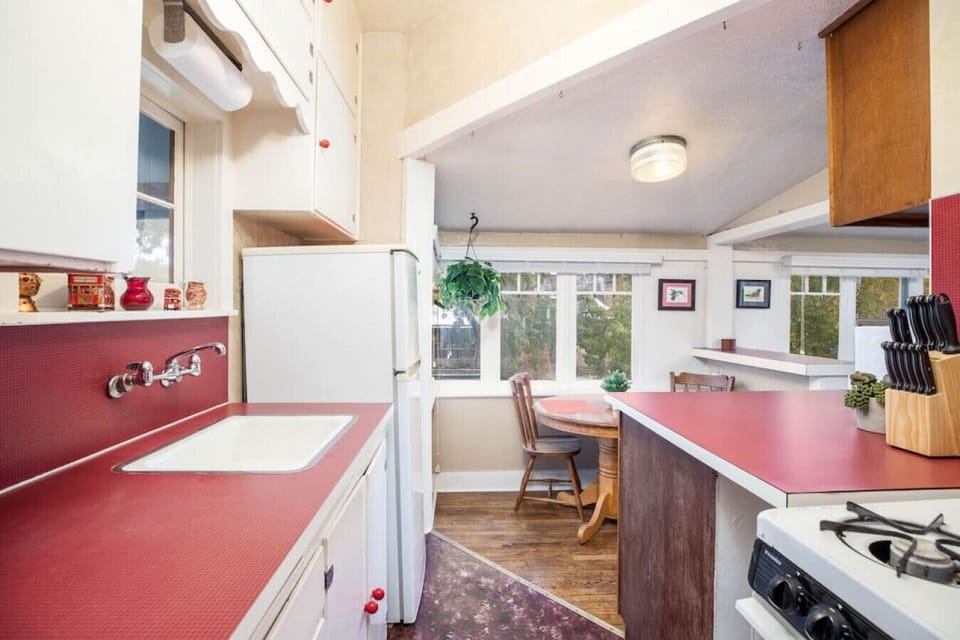 Kitchen area