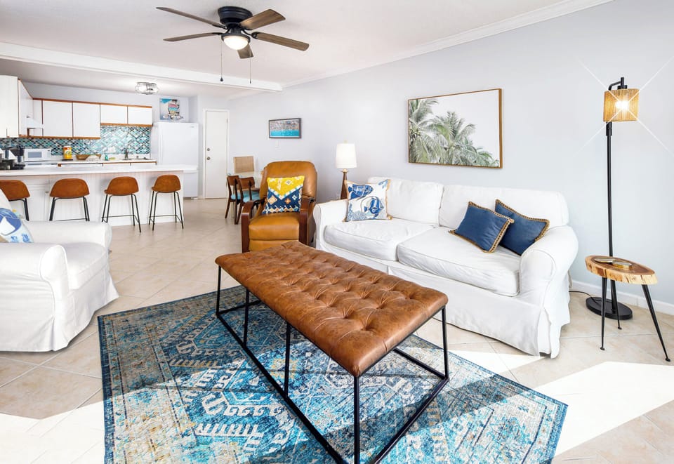 Living Room - Aqua Villa Resort, Okaloosa Island, Fort Walton Beach, Vacation Condos by Sunset Resort Rentals