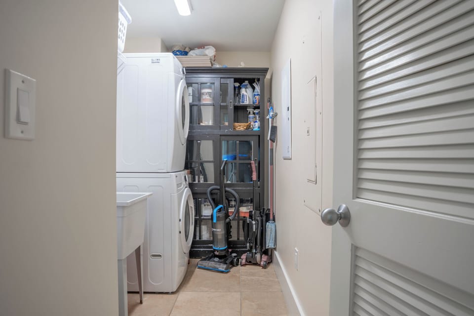 Caribe Resort D1113 Laundry Room