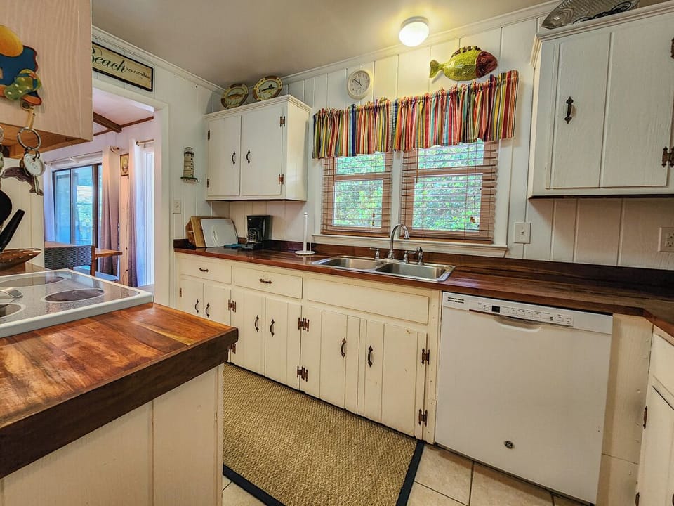 Kitchen 2023