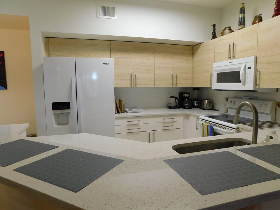 New cabinetry kitchen