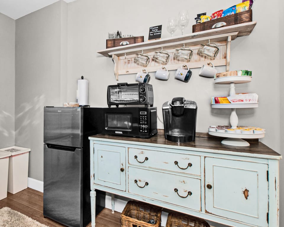 The Kitchenette is stocked with teas, coffee, hot cho, cider and snacks.