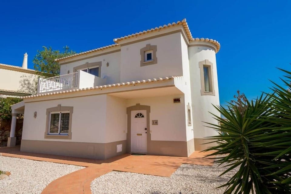 Oasis Parque 4 Bedroom Villa Entrance 