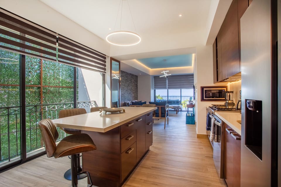 Enjoy the nature view while you cook