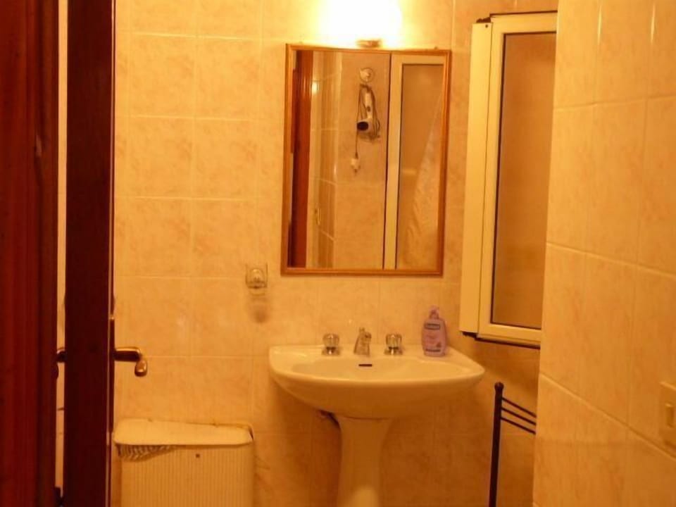 Bath/Shower