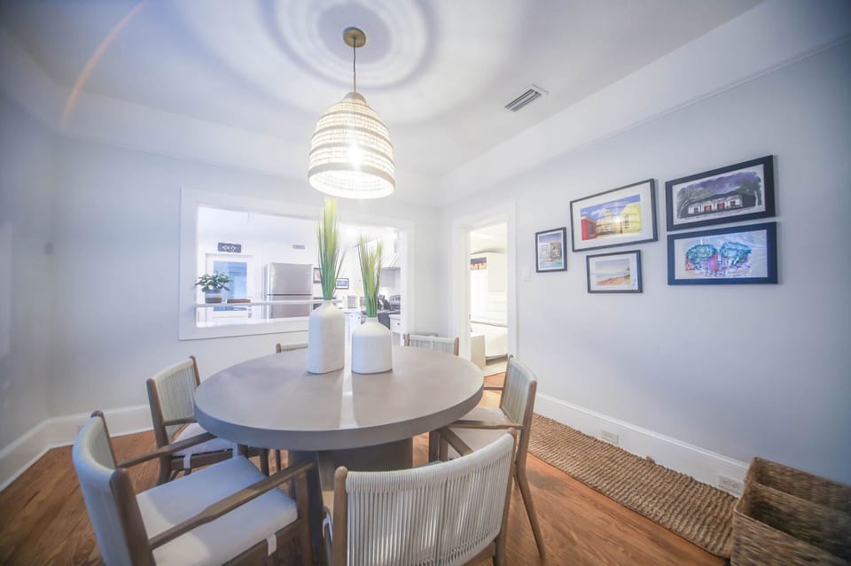 Dining room (2)