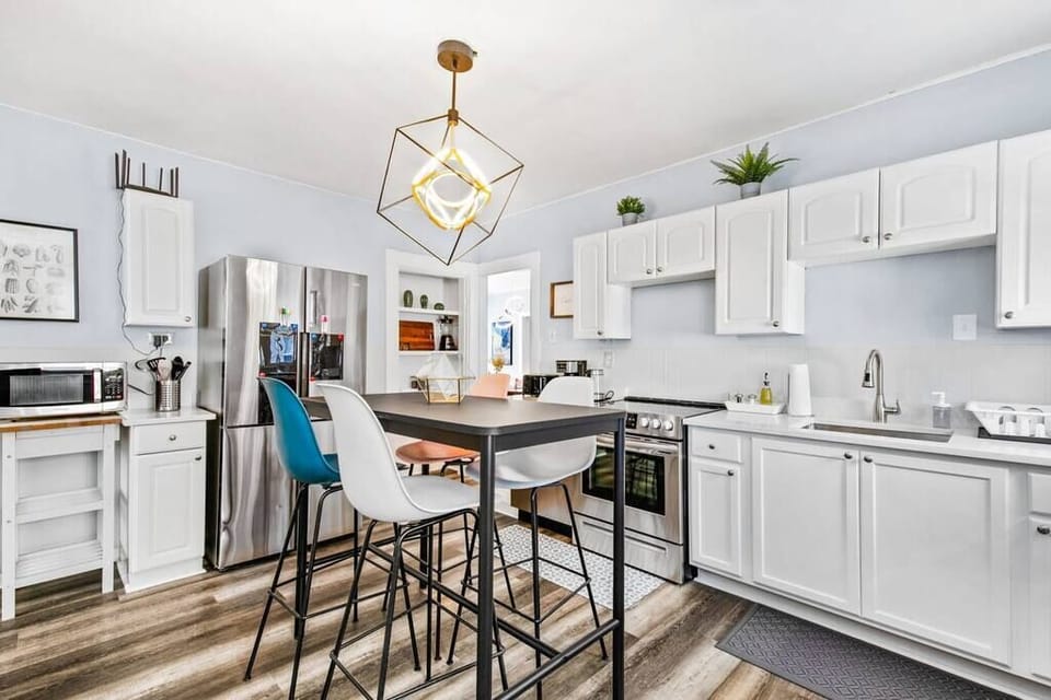 Fully stocked kitchen
