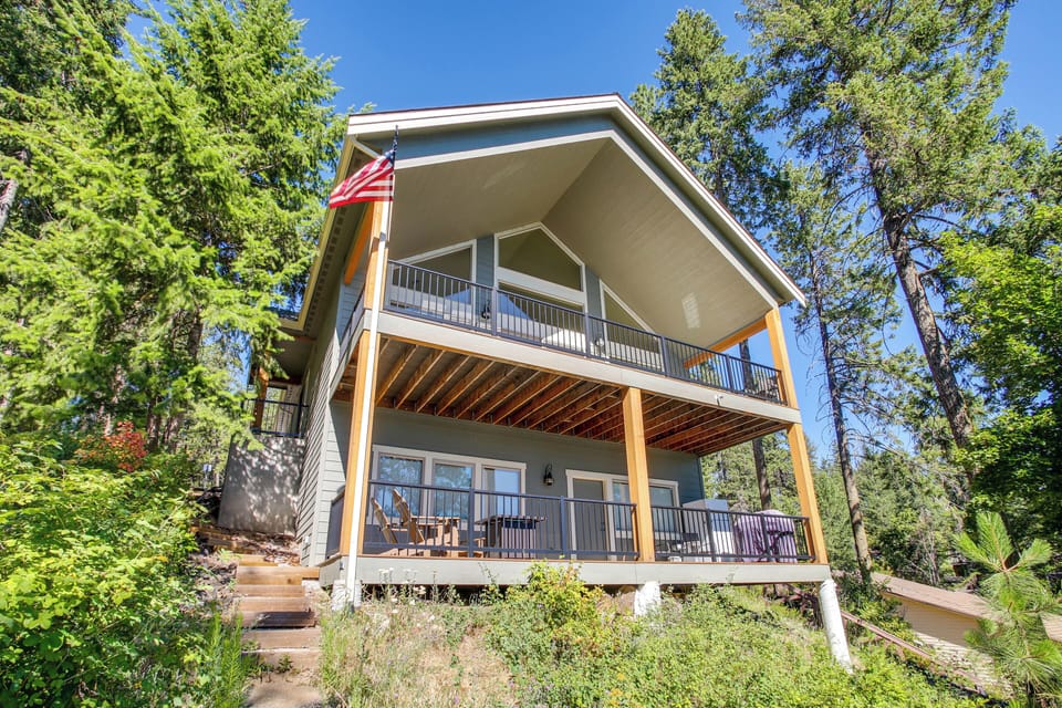 2 Decks | Gas Grill | Gas Fire Pit