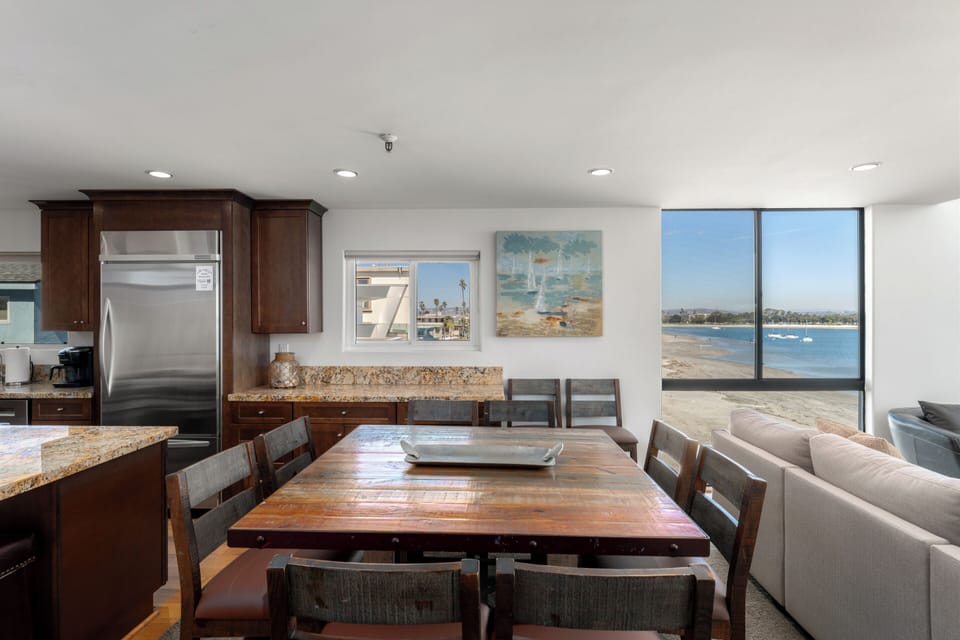Dining table that seats 10 w/ bay views