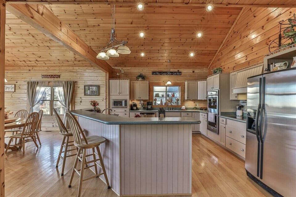 Fully Stocked Kitchen