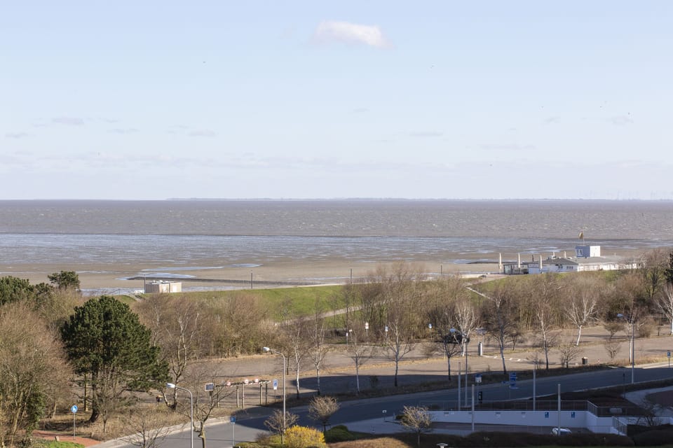 Beach/ocean view