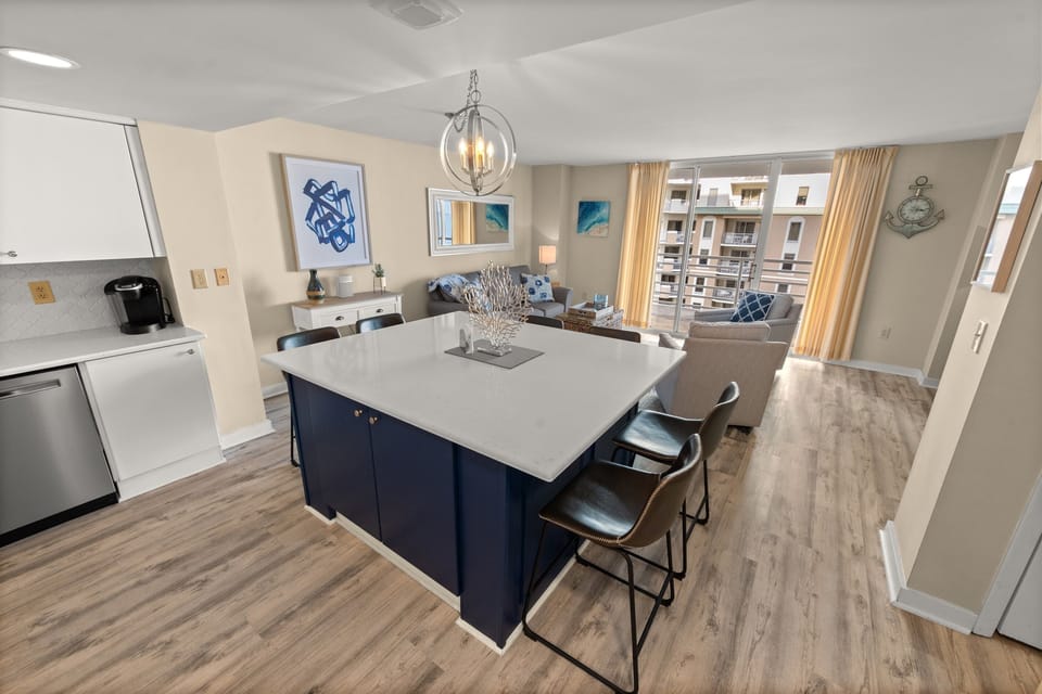 Dining / Living Room