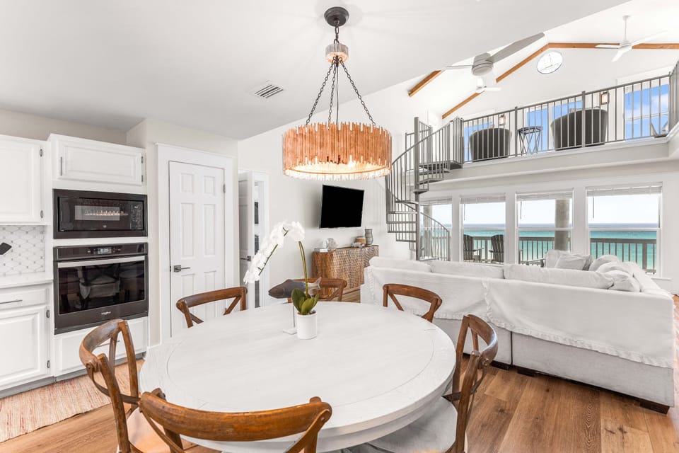 Newly renovated kitchen and dining area