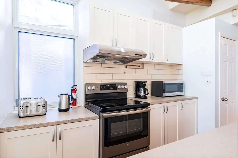All the quality appliances and cookware you'd need to prepare meals at home.
