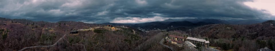 Drone shot of the mountains!